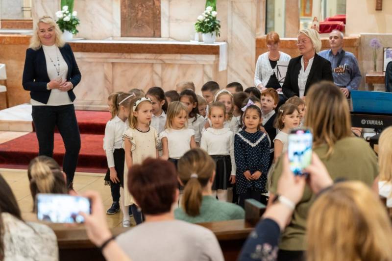 2025_05_06_anyak napja_08.jpg